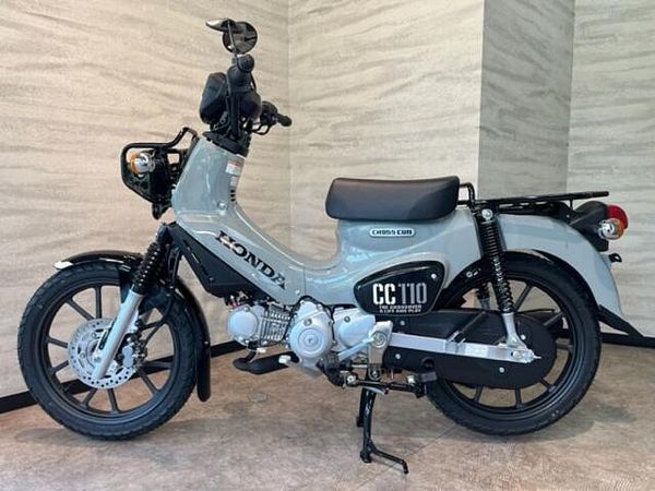 ホンダ クロスカブ110 店頭現車無し、要取り寄せ車両。 3