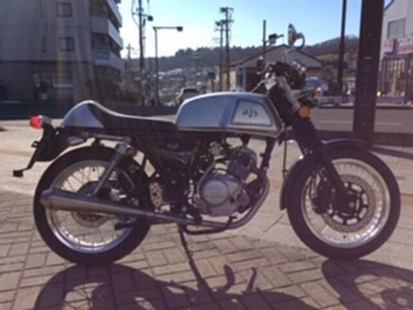 その他 Cadwell 125 店頭現車無し、要取り寄せ車両。展示車の有無・納期については販売店に必ずお問い合わせください 1