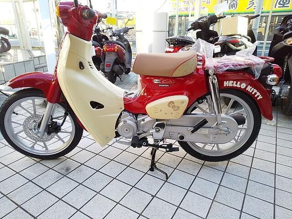ホンダ スーパーカブ110 HELLO KITTY 受注分無くなり次第終了となります。 3
