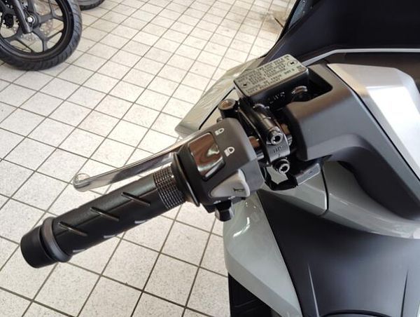 ホンダ PCX125 メーカー正規取扱店なのでご購入の後も安心です! 8