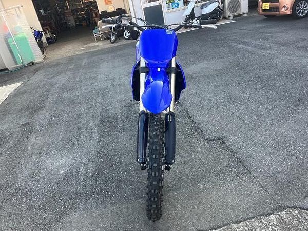 ヤマハ YZ250F コンペモデルの為、公道走行不可。 4