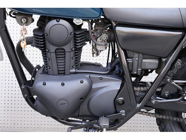 カワサキ 250TR 3