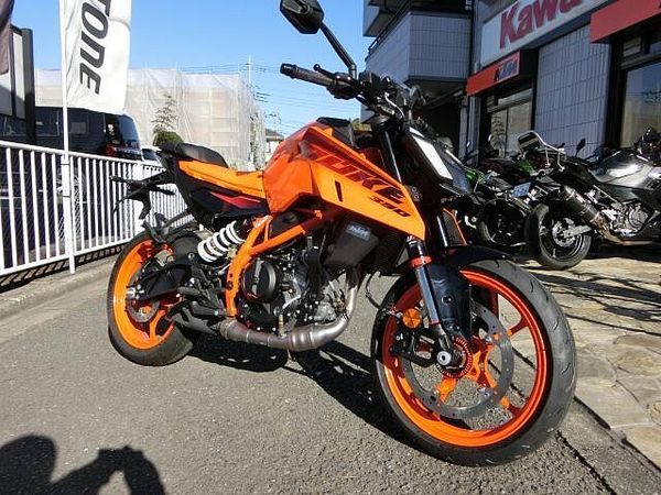 KTM 390 DUKE 入荷少量、お早目にお買い求め下さい、ナナオリジナル5年保証加入できます詳しくはスタッフまで 2