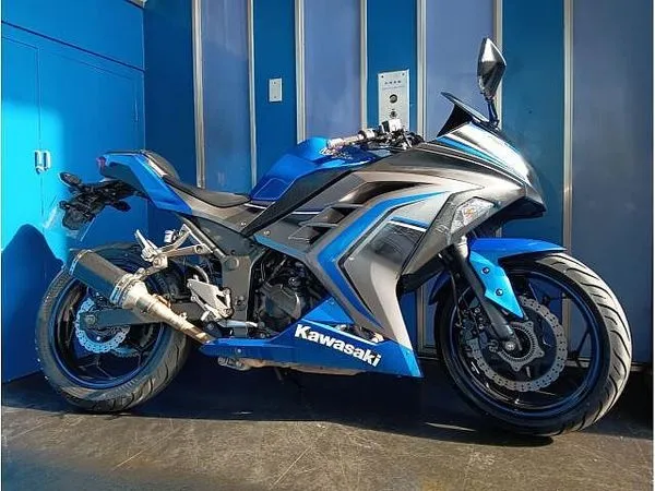 カワサキ ニンジャ 250 全車安心の整備納車!保証付き!多数在庫中!是非ホームページご覧下さい! 1