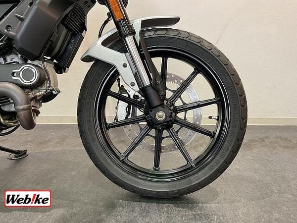 ドゥカティ Scrambler Icon ドゥカティ認定中古車保証付き! 10