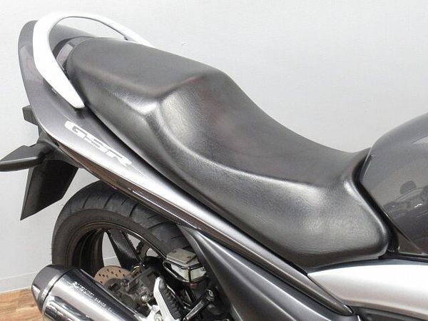 スズキ GSR250 GSR250 マルチバー・メットロック装備 ☆★扱いやすいネイキッドモデル!★☆ 9