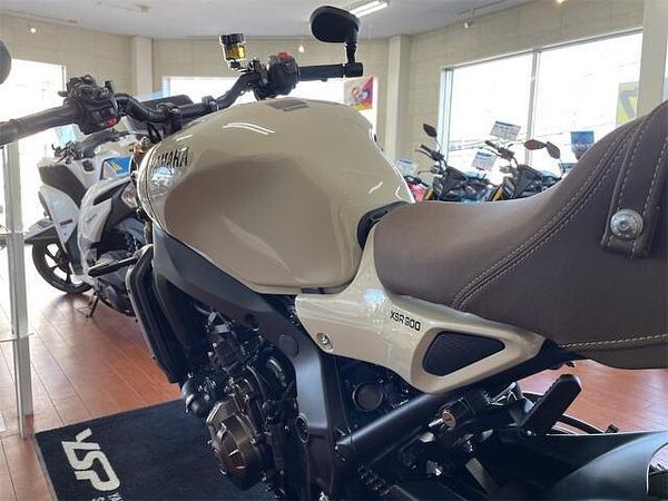 ヤマハ XSR900 細部に宿るこだわりポイントバイクらしい佇まいの中に、金属の触感や高品質な仕上げを追求。 7