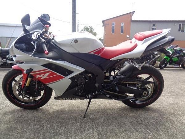 ヤマハ YZF-R1 車検2年付き価格!綺麗に仕上げた保証付きご連絡お待ちします!消耗品交換済み! 7
