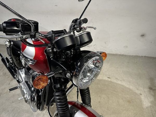 トライアンフ BONNEVILLE T120 ボンネビルT120 2025年モデル エルヴィスプレスリーリミテッドエディション 7