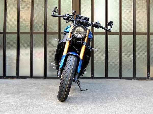 ヤマハ XSR900 デイトナスマートモニター装着車 7