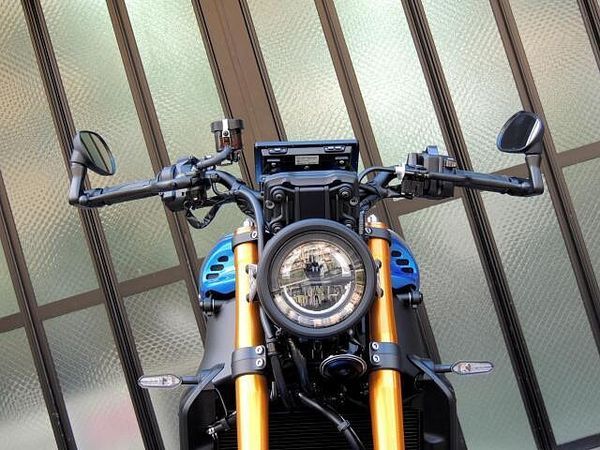 ヤマハ XSR900 デイトナスマートモニター装着車 8