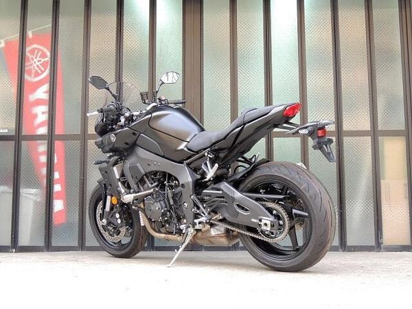 ヤマハ MT-10 3年長期保証制度&距離無制限ロードサービス1年間付 6