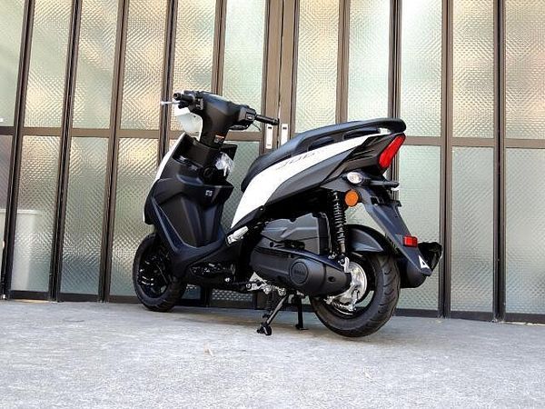 ヤマハ ジョグ125 コスパ・デザイン・軽さがいいね! 6