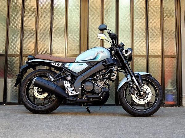 ヤマハ XSR125 50mmローダウン仕様 2