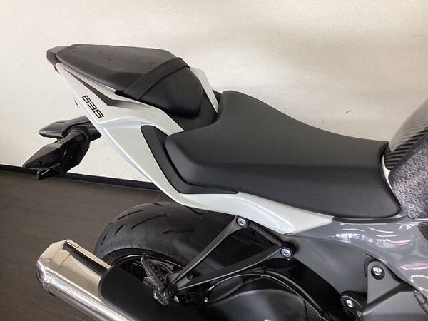カワサキ ZX-6R 5