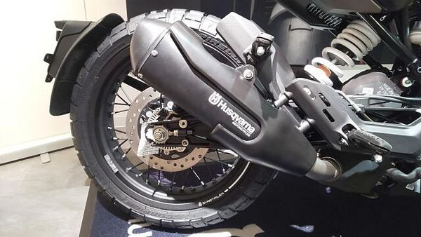 ハスクバーナ SVARTPILEN 125 店頭現車無し、要取り寄せ車両。 2