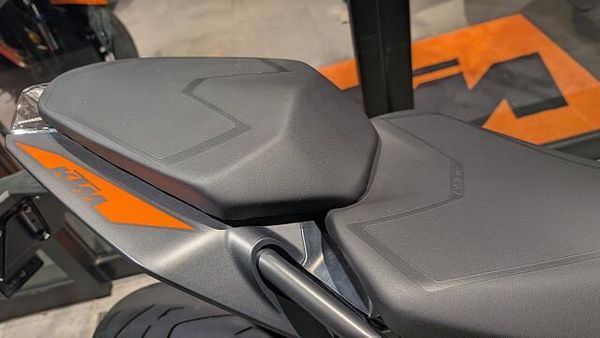 KTM 250 DUKE 7