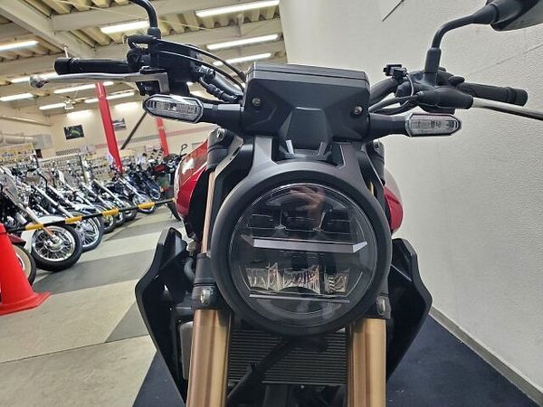 ホンダ CB250R 【マル得】CB250R 2019年モデル USBポート装備!! 10