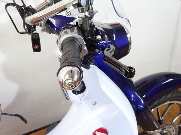 ホンダ スーパーカブC125 スーパーカブC125 キタコキャプトンマフラー/NUIスイングアーム/デイトナスクリーン! 6
