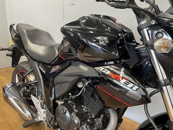 スズキ ジクサー 150 ジクサー150 2019年モデル ドライブチェーン新品交換! 5