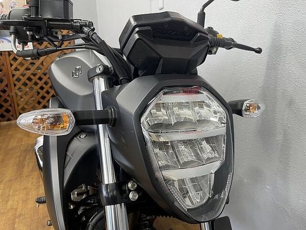 スズキ ジクサー SF250 ジクサー250 2023年モデル ED22Y型 ワンオーナー! 9