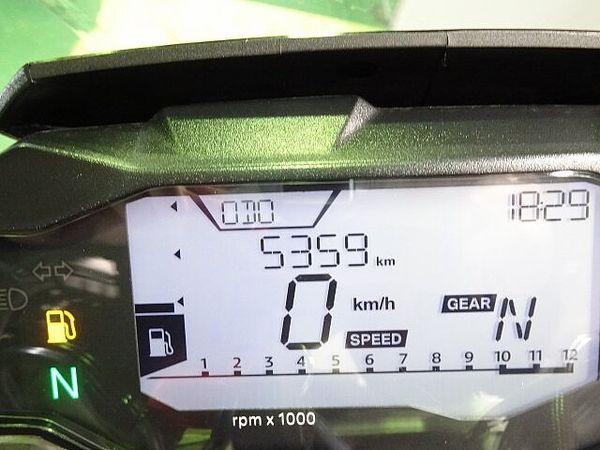 BMW G310R G310R ABS/2022年モデル/フレームスライダー/トップケース/USBポート装備 7