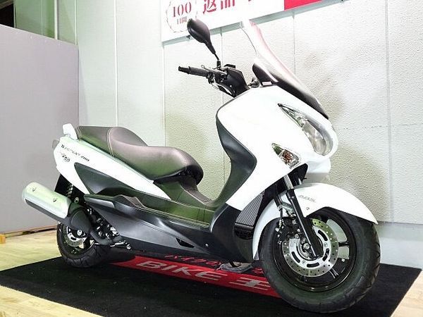 スズキ バーグマン200 BURGMAN 200(バーグマン)ABS/2021年モデル/グリップヒーター装備/ワンオ 4