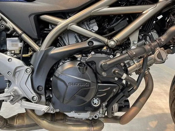 スズキ SV650 SV650 23年モデル ワンオーナー 10