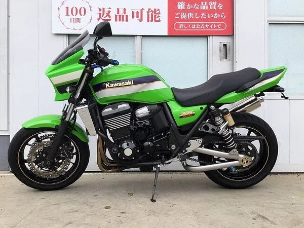 カワサキ ZRX1200R ZRX1200DAEG フェンダーレス・エンジンスライダーなどカスタム多数 2