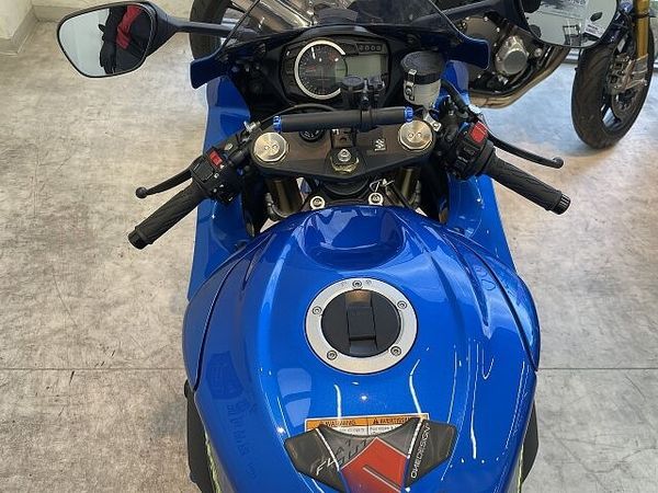 スズキ GSX-R750 GSX-R750 2018年モデル/エンジンスライダー/フェンダーレス/USB電源 6