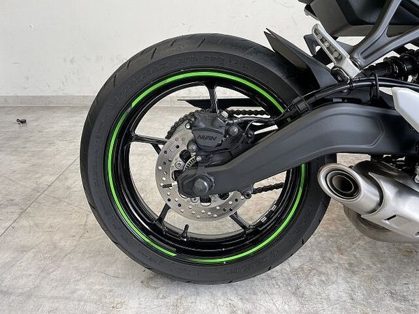 カワサキ ZX-25R Ninja ZX-25R SE 2021年モデル/エンジンスライダー/フェンダーレス 4