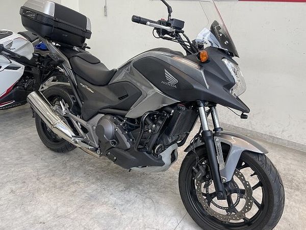 ホンダ NC750X タイプLD NC750X DCT 【マル得】2014年モデル/トップケース/USB電源2口/エンジンガ 2