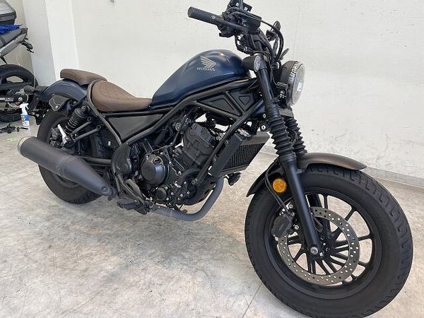 ホンダ レブル 250 レブル250 2020年モデル/サイドバッグ/USB電源/ドライブレコーダー/シート 2