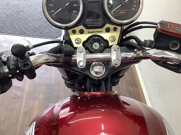 ホンダ CB400スーパーフォア 【マル得】CB400スーパーフォア ネイキッドらしいシンプルで美しい造形とブイテックの心の 5