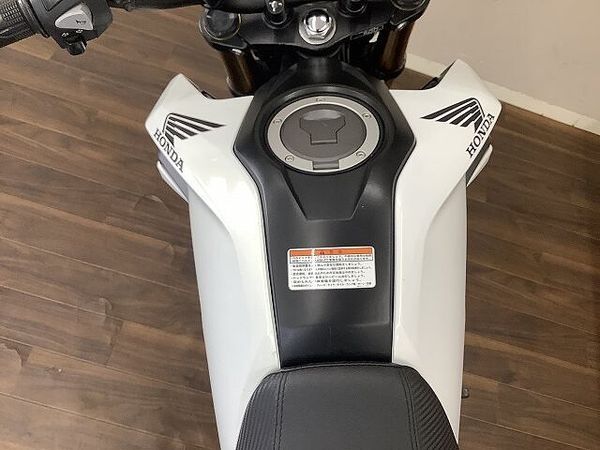 ホンダ グロム グロム コンパクトでスポーティーな走りが特長のミニバイク!四角目が特徴のJC75型!!! 5