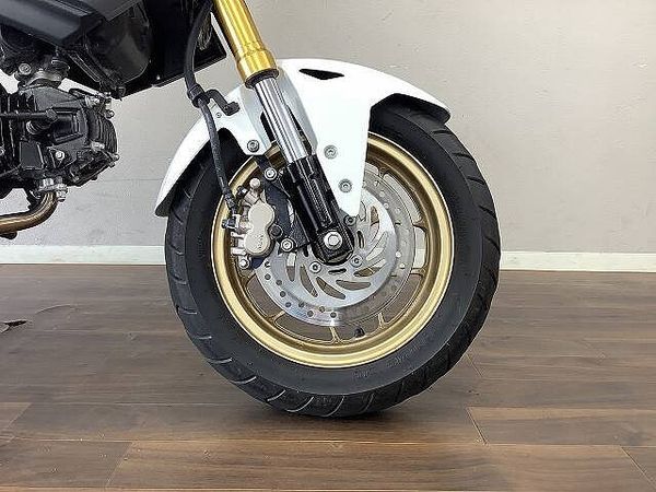 ホンダ グロム グロム コンパクトでスポーティーな走りが特長のミニバイク!四角目が特徴のJC75型!!! 10