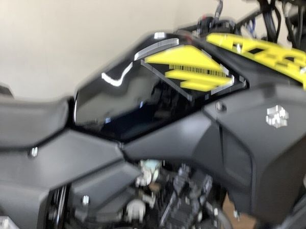 スズキ Vストローム250 V-ストローム250ABS ゆとりのあるライディングポジションと安定感ある走りが人気の秘訣 6