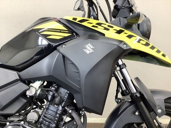 スズキ Vストローム250 V-ストローム250ABS ゆとりのあるライディングポジションと安定感ある走りが人気の秘訣 7