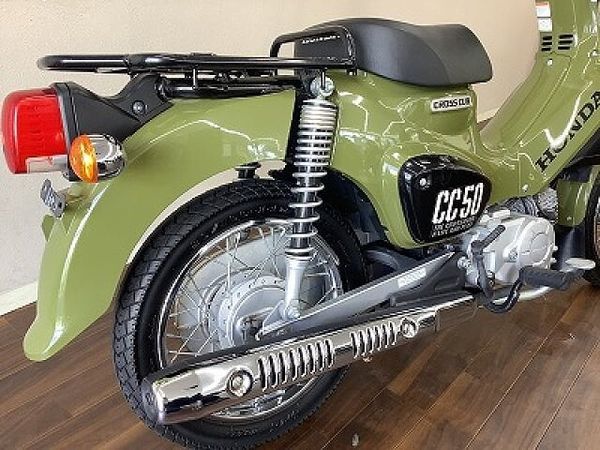 ホンダ クロスカブ50 クロスカブ50 街乗りにアウトドアに活躍するアクティブな1台!14インチのホイールで足つき 10