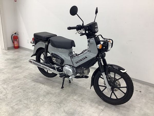 ホンダ クロスカブ110 クロスカブ110 2023年モデル ベトナムキャリア・タンデムシート装備 3