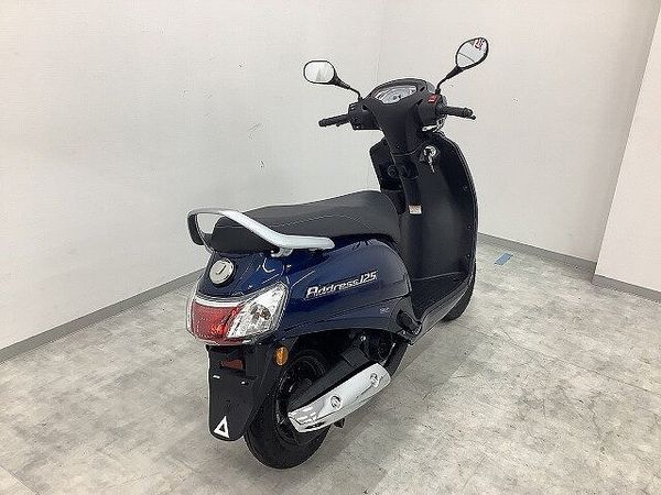 スズキ アドレス125 ADDRESS 125 フルノーマル・2023年モデル 街になじむ丸みを帯びたデザインにモ 4