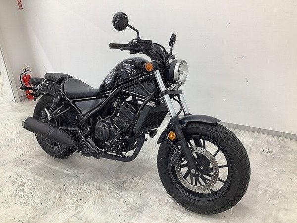 ホンダ レブル 250 REBEL 250 フルノーマル・2017年モデル 単眼丸目のハロゲンヘッドライトがレトロ 3