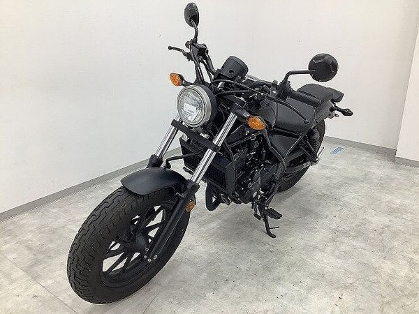 ホンダ レブル 250 REBEL 250 フルノーマル・2017年モデル 単眼丸目のハロゲンヘッドライトがレトロ 6