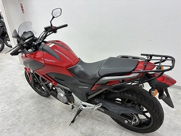 ホンダ NC700X NC700X ABS リアキャリア・2012年モデル ミドルクラスのアドベンチャー!軽量で 6