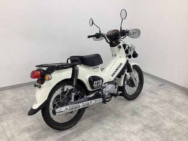 ホンダ クロスカブ110 クロスカブ110 フォグランプ・ナックルガード 街でもアウトドアでも胸がはずむ、 軽快さと 4