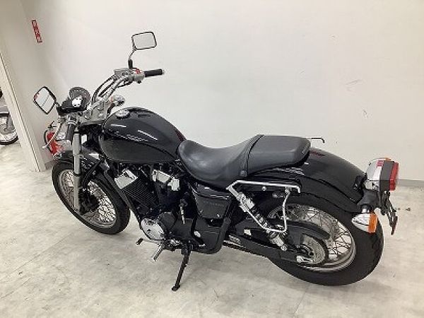 ホンダ VT400S VT400S フルノーマル・2011年モデル ティアドロップタンク、2本出しマフラー、クロ 7