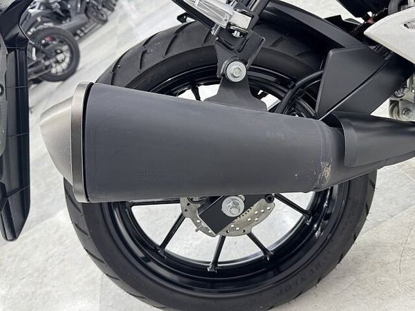 スズキ GSX-R125 GSX-R125 低走行・ノーマル車! バッテリー新品交換・チェーン新品交換にてご納車致し 6