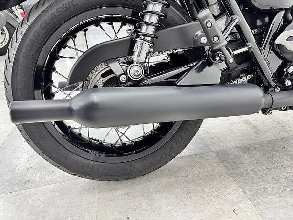 トライアンフ BONNEVILLE T120 ボンネビルT120 2023年モデル・キャリア・リアBOX付き 6