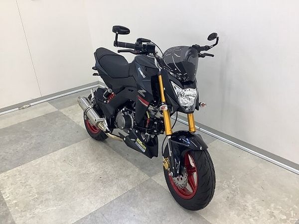 カワサキ Z125 プロ Z125PRO YSSリアサス・マフラーなどカスタム多数 2
