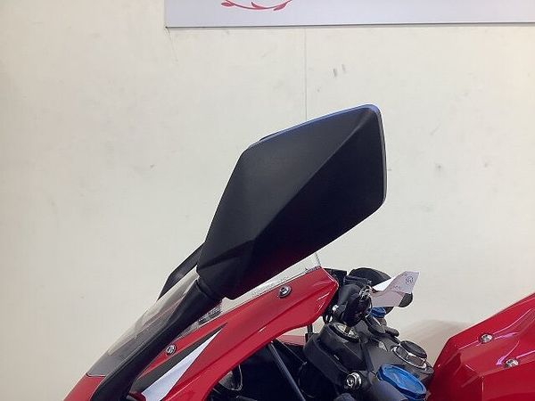 ホンダ CBR250RR (MC51) CBR250RR【マル得・低走行・グランプリレッド】 8